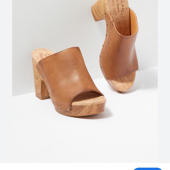 Korkease Danika Mule - Picture 2 of 6